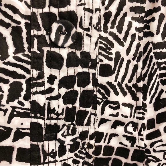 Chico’s Blazer Jacket neutrals, size 1 - Picture 3 of 8